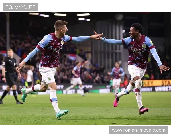 伯恩利对阵热刺:近期交锋走势与当前赛季表现分析